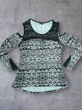 RXB Black & White Cold Shoulder Lace Long Sleeve Top
